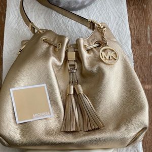 MICHAEL KORS gold shoulder bag